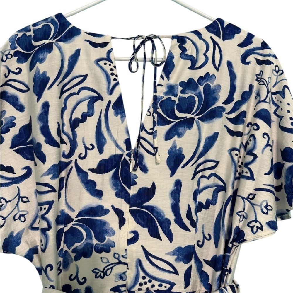 1.STATE Floral Blue and White Jumpsuit - Picture 7 of 9
